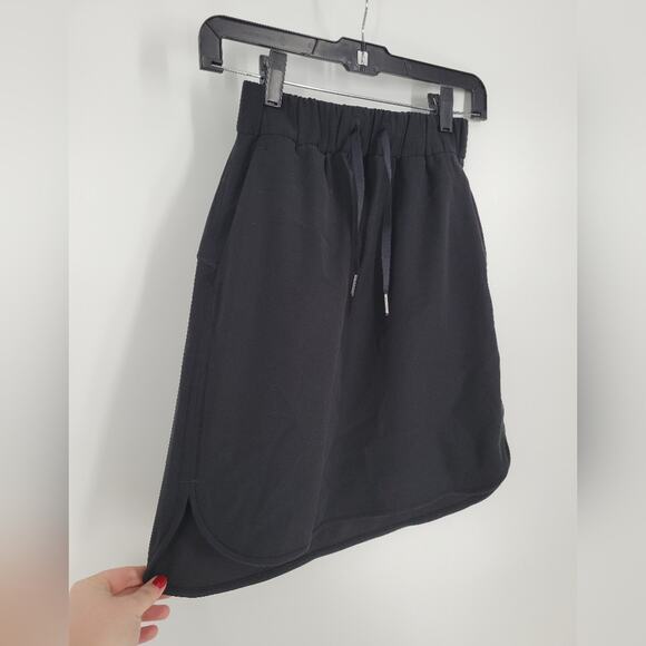 Lululemon Black Woven On The Fly Skirt 2 - Picture 4 of 11